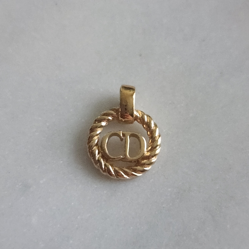 Christian Dior Authentic Gold Plated  Necklace Pendant WINNER'S CHOICE - Picture 2 of 6